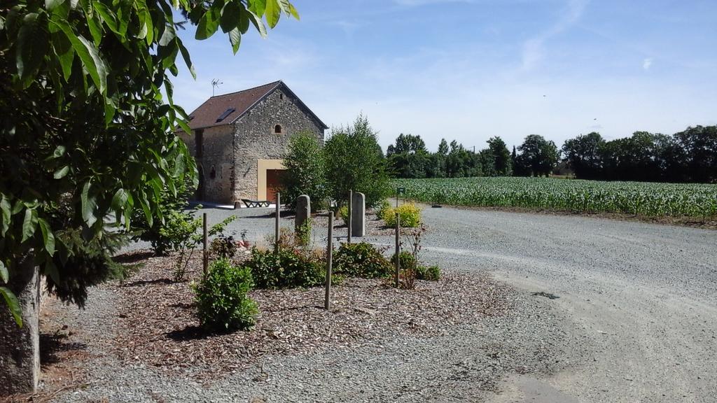 Maison De Vacances Avec Piscine Interieure - Le Grand Champagne Villa Saint-Victeur Екстериор снимка